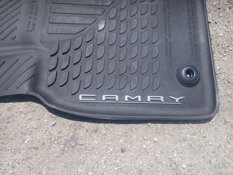 $70 OR BEST OFFER 2018-2024 TOYOTA CAMRY OEM GENUINE ALL WEATHER RUBBER FLOOR MATS