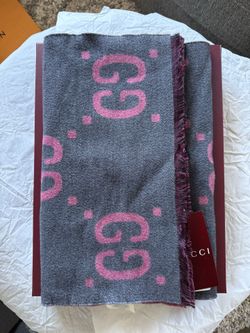 BRAND NEW 🔥 Gucci Scarf