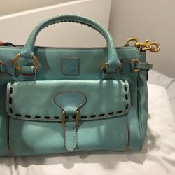 Dooney &Bourke Purse