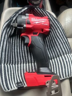 Milwaukee FUEL Compact 1/2  impact-wrench