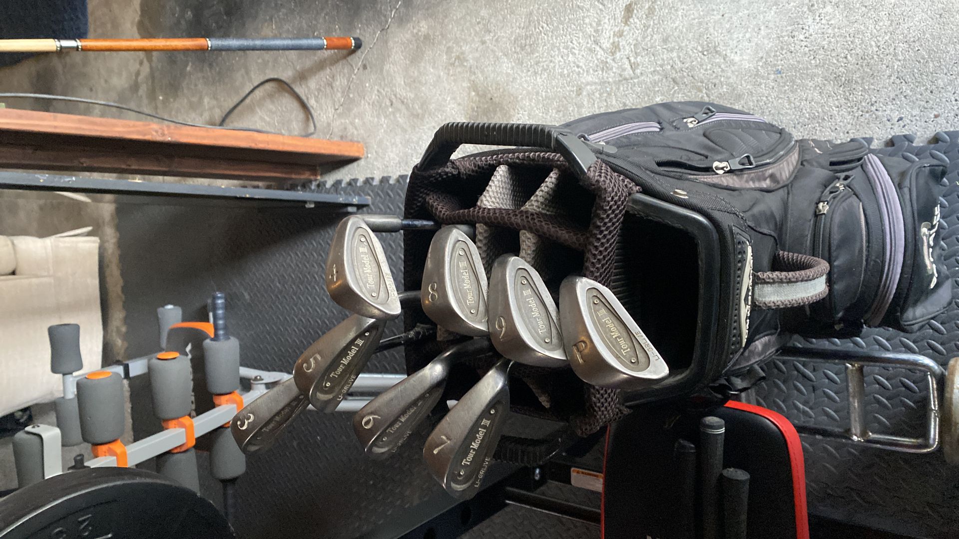 Tour Model 3 golf clubs 3-9 pw