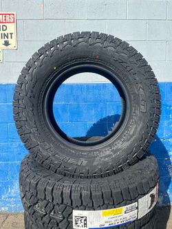 Falken Wildpeak A/T4W HD LT275/70R18 Tires