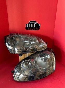 Volkswagen Jetta 2005. 2010 Headlights.