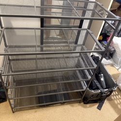 Shoe rack