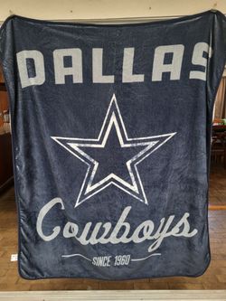 Dallas Throw