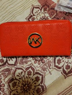 NEW Michael Kors Monogram Leather Wallet