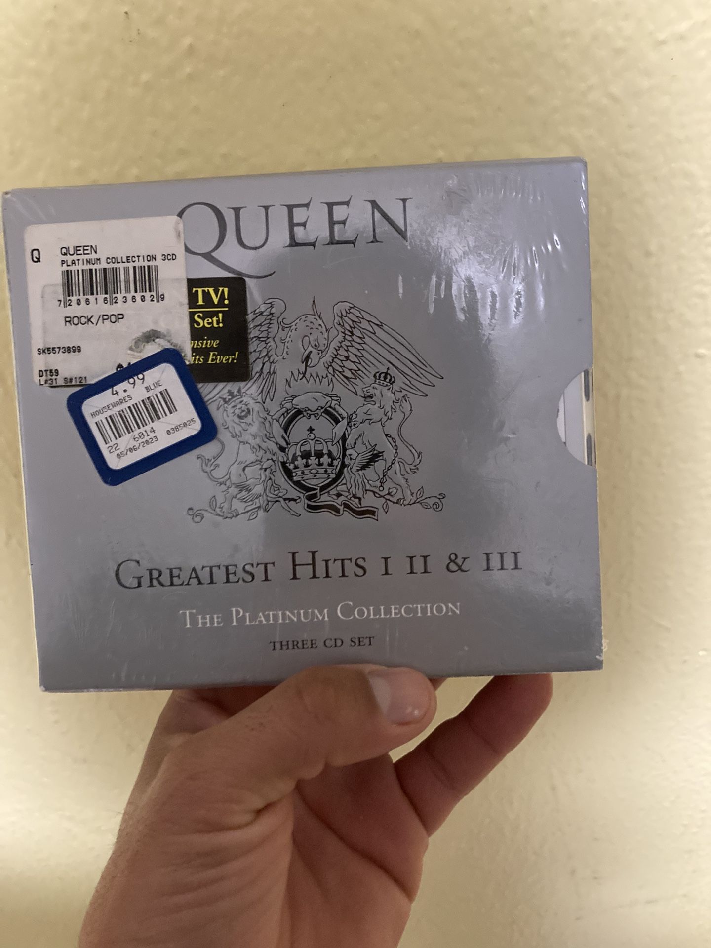 Brand New - Sealed Queen Platinum Collection