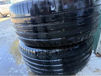 275/40R20 2 used tires pirelli Runflat