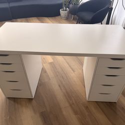 White Desk/Vanity