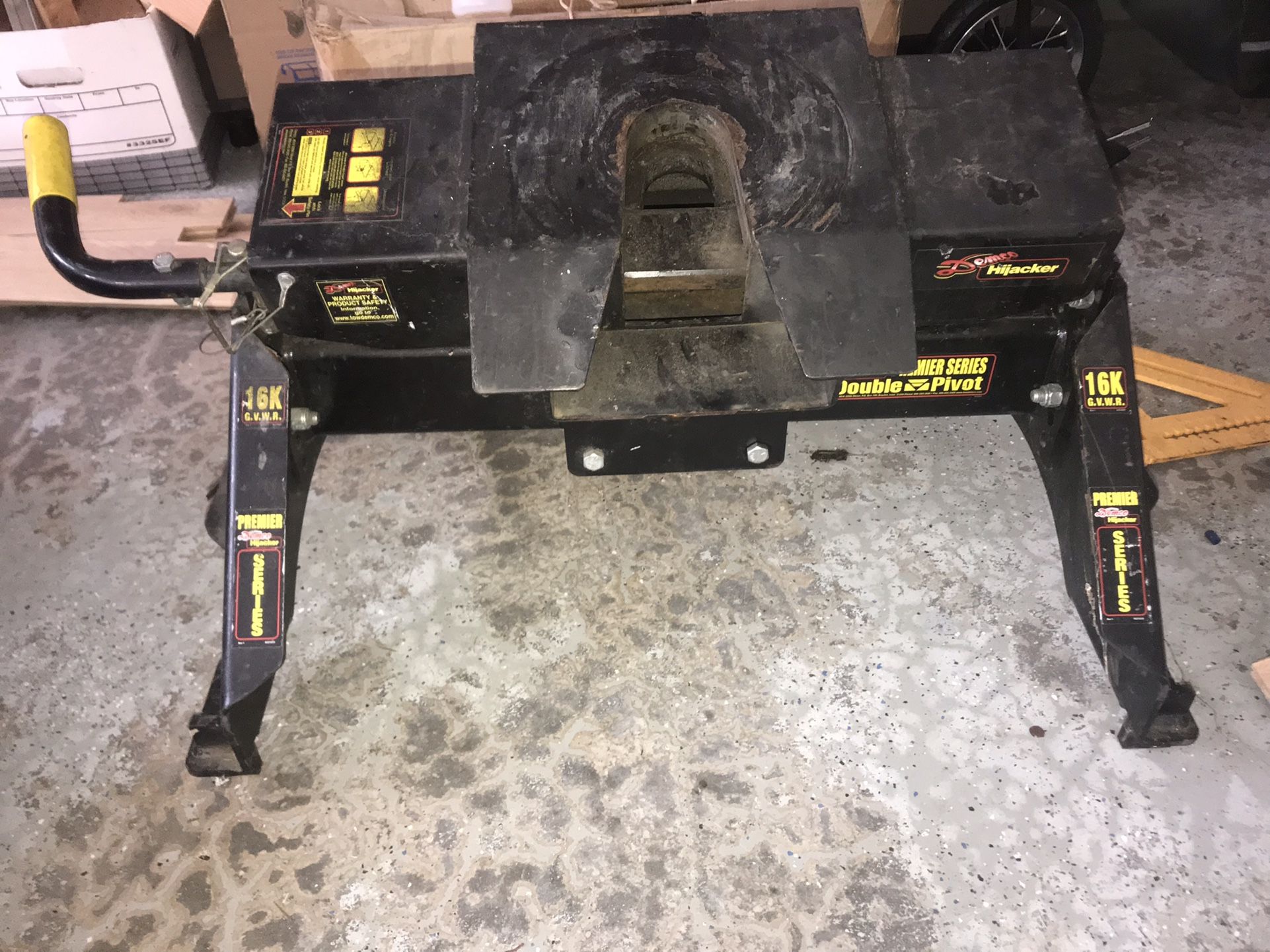 Demco 16k Hijacker Double Pivot Fifth Wheel Hitch