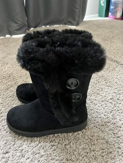 Black Winter Boots