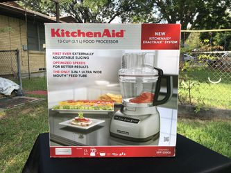 New in Kitchen Aid 13 Cup Food Processor for Sale in Dallas, TX