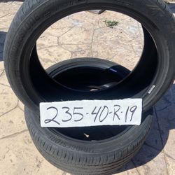 235. 40 R19 2Tires