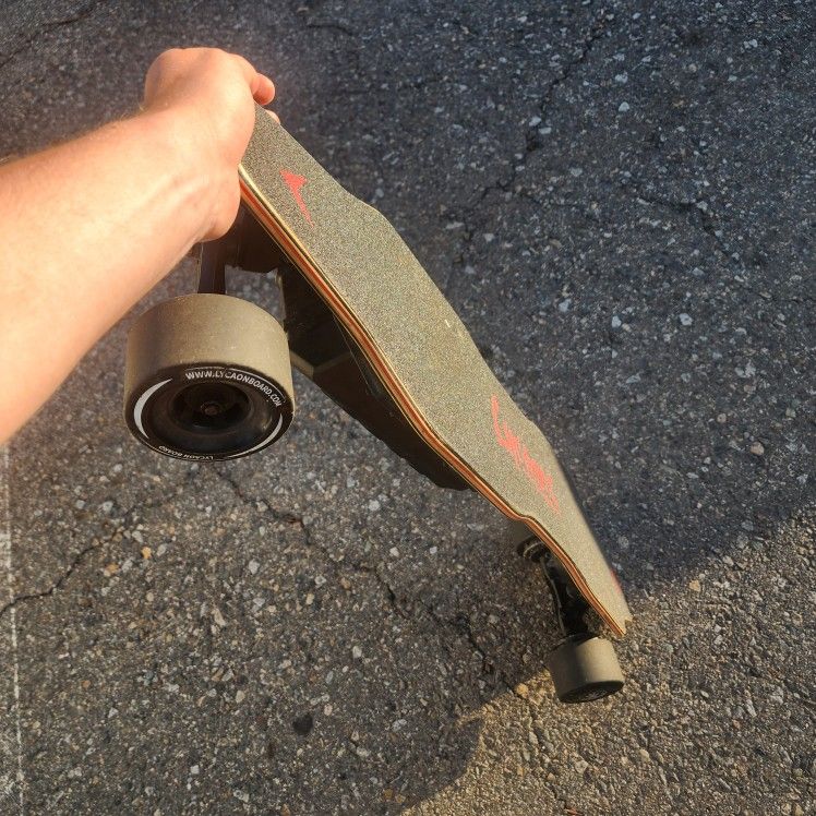 Electric Skatboard