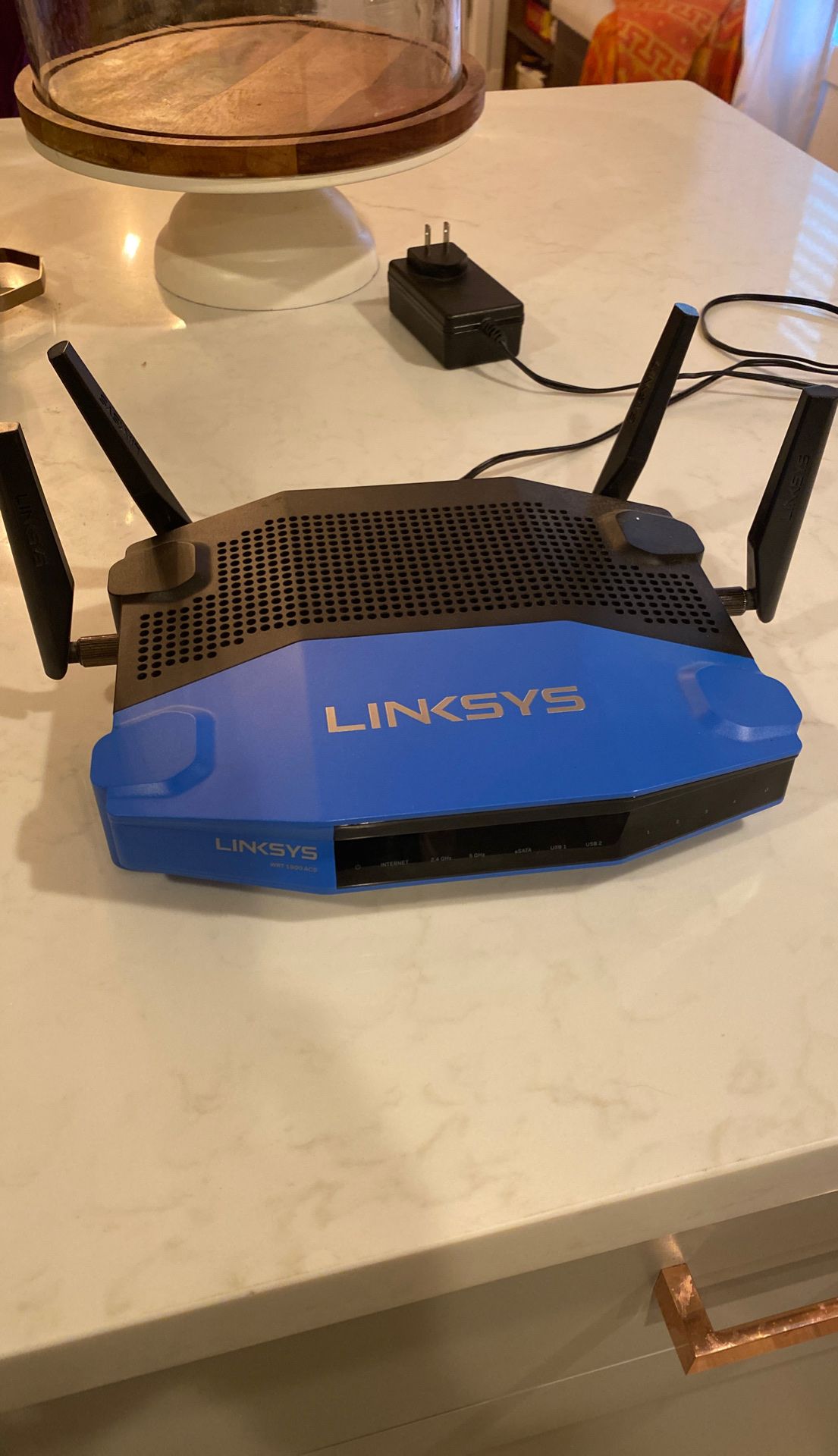 Linksys router wrt1900