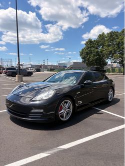 2012 PORSCHE PANAMERA 4