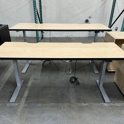  Electric Adjustable height desk 