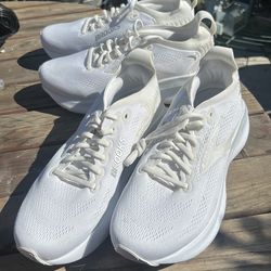 Brooks Shoes “Adrenaline GTS”