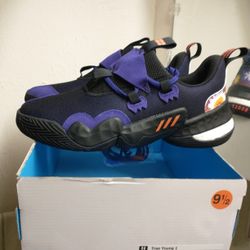 New Adidas Trae Young 1 Men Size 9.5