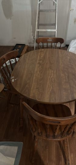 Maple table 4chairs