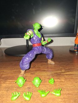 S.H. FIGUARTS Dragon Ball Z Piccolo Action Figure w/ Extra Heads & Hands – Excellent Condition