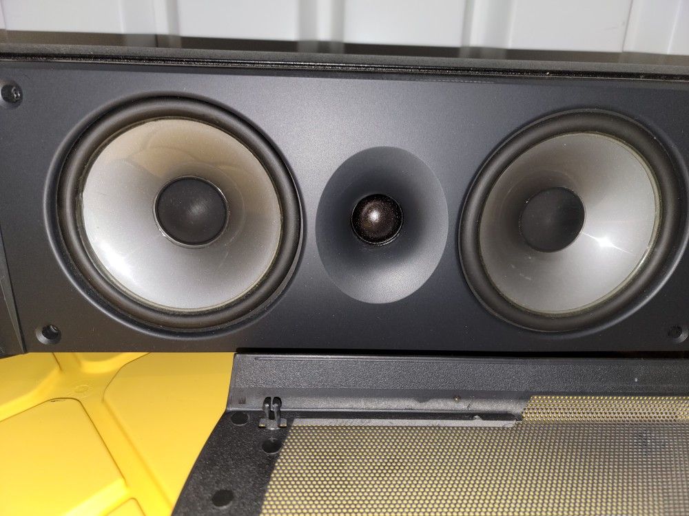 infinity CC-3 Type 332142 Center Channel Speaker 150 Watts