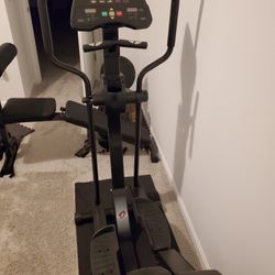 Elliptical Trainer - Diamond 1100EL