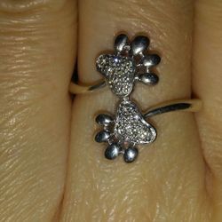 Super Adorable 🐕 Genuine Diamond 💎 Size 6.5 Paw Print 🐾 Ring! 💍