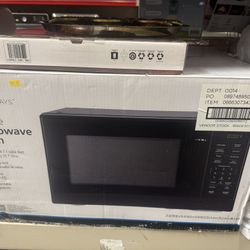 MAINSTAYS MICROWARE OVEN 1000 WATTS & 1.1 CU FT 