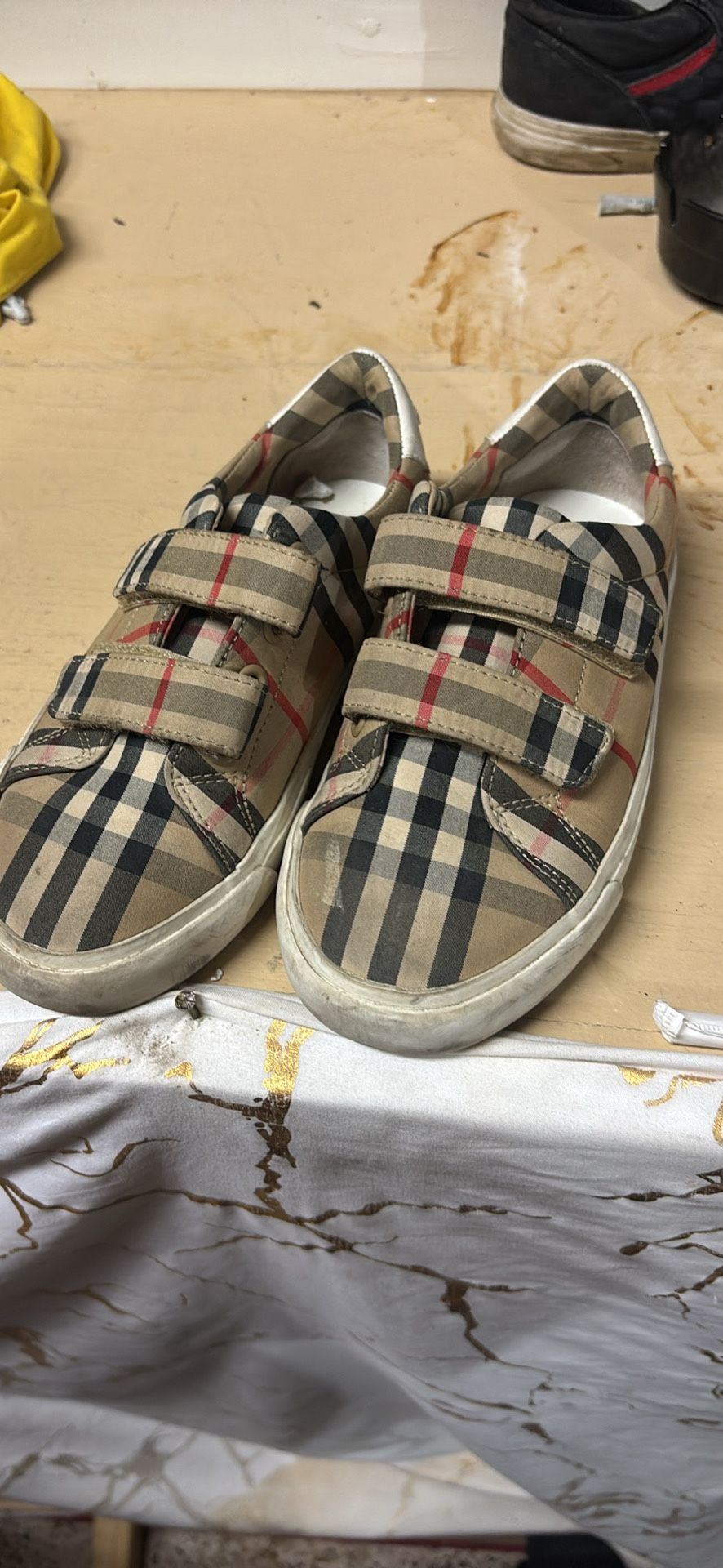burberry shoes
