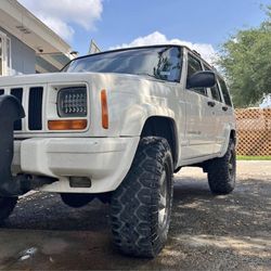 1999 Jeep Cherokee