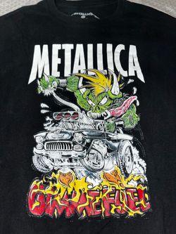 Large Metallica Shirt