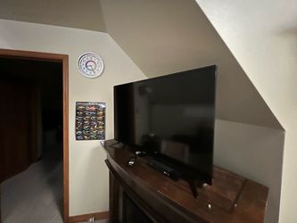 43” Toshiba Smart TV