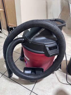 Craftsman 12-Gallon Wet/Dry Shop Vacuum with Attachments