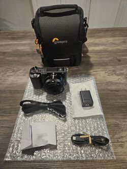 Sony - Alpha ZV-E10 Kit Mirrorless Vlog Camera with 16-50mm Lens