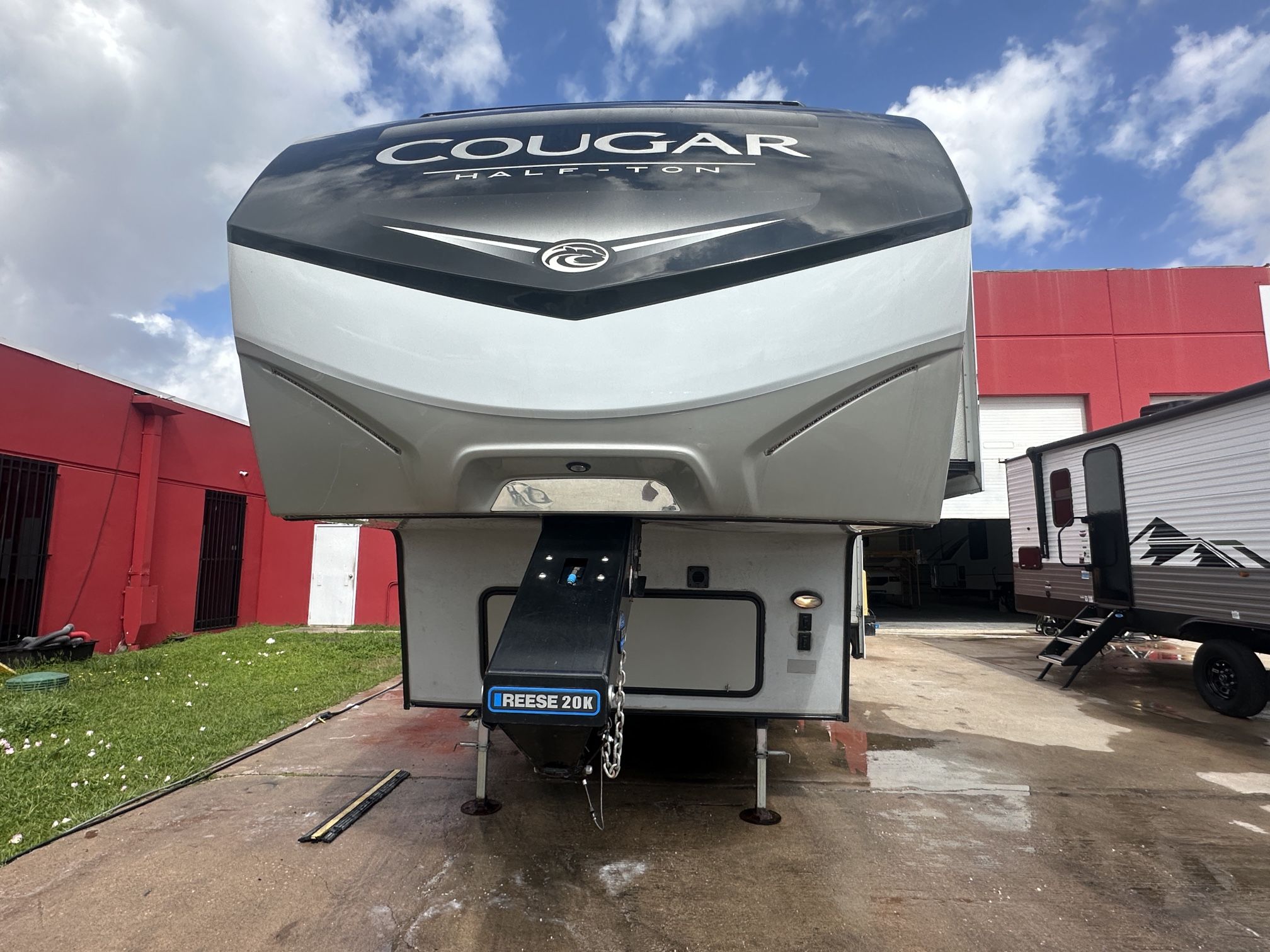 Used 2022 Keystone Cougar 24 RDS