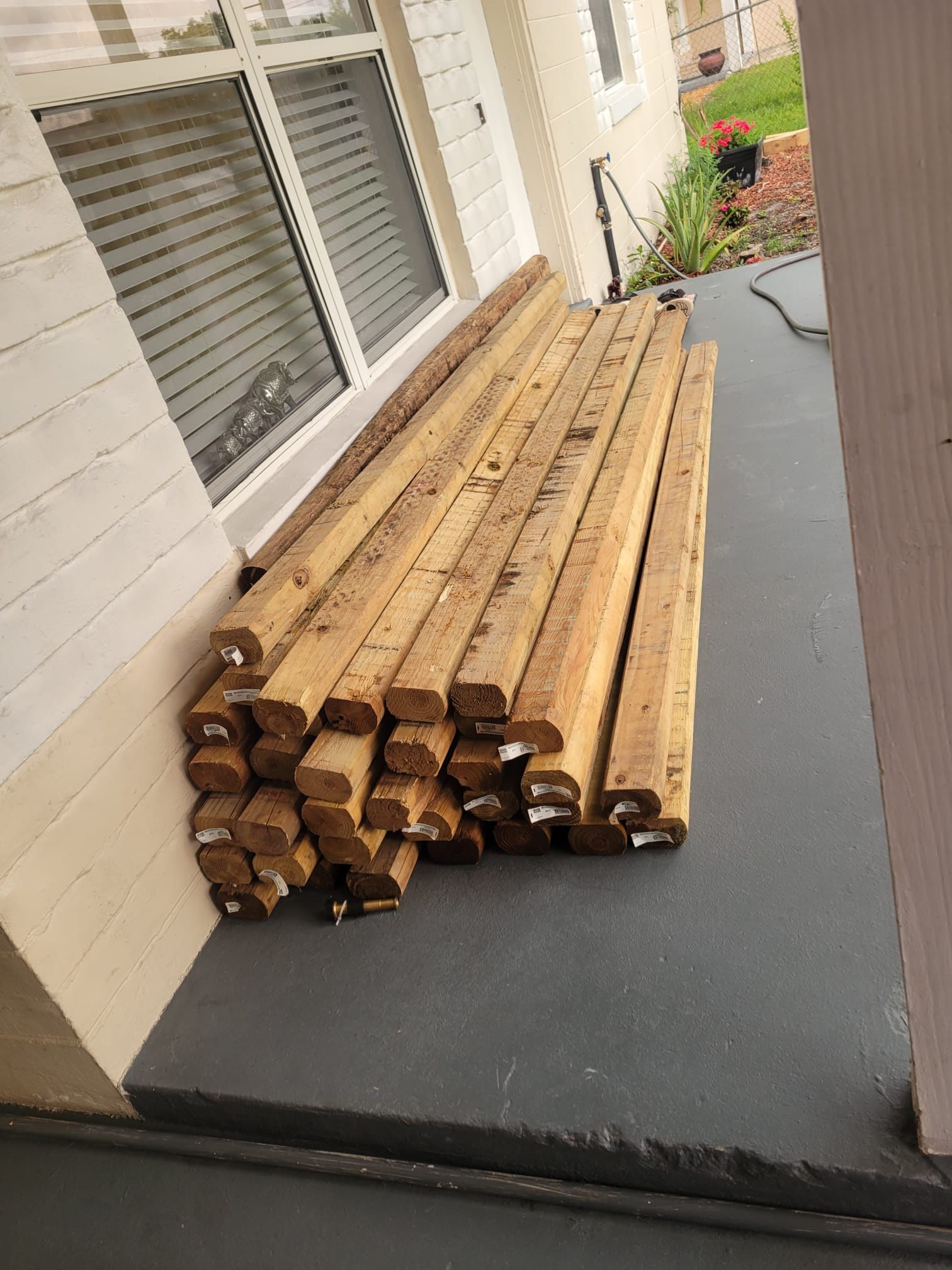 TREATED WOOD FOR OUTDOORS