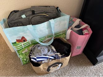 Maternity clothes