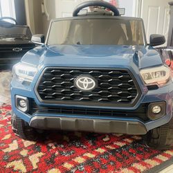 Toyota Tacoma Kids Car Blue Brand New With Remont Contro 