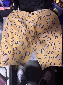 Men’s Mossimo shorts