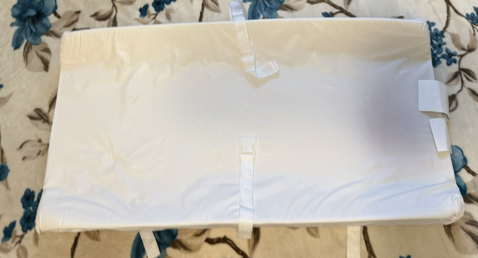 Munchkin Diaper Changing Pad