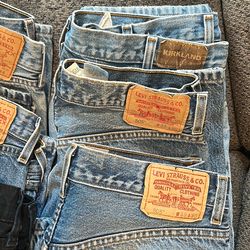 2pair 505 Levi’s 2 pair of 501 Levi’s black Levi’s 513