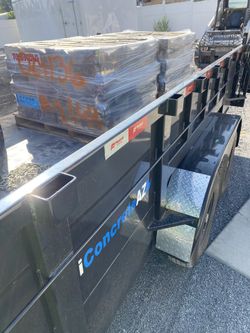 Full pallet of landscape block