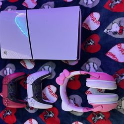 Ps5 W/ 2 Controllers 