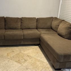 Couch Sectional  Chaise $125
