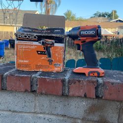 RIDGID 18V Brushless SubCompact 1/4 