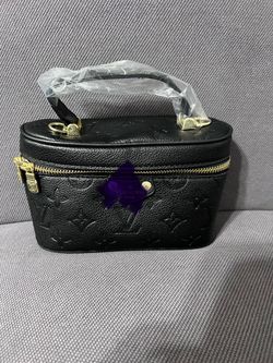 Purse small trendy $50