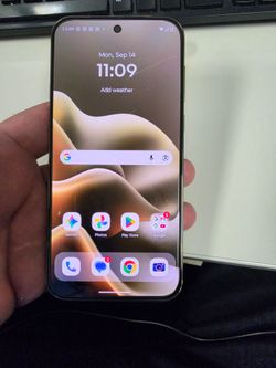 Moto edge 2026 cricket like new with screen protector