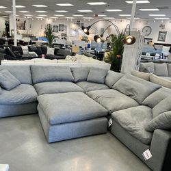 MODULAR SOFA SET 6PC  FEELS  LIKE CLOUDS !!!