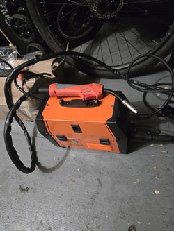 Hitbox 3-in-1 MIG welder